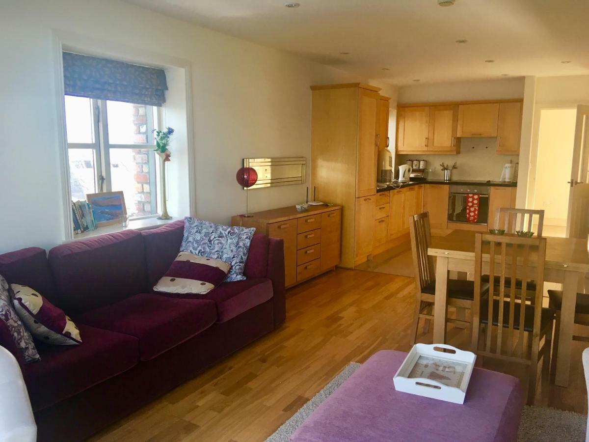 Curlew Apartment Knights Town Экстерьер фото